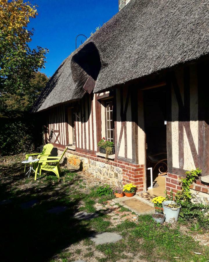 La Chaumiere Des Deux Amants Vatteville Exterior foto